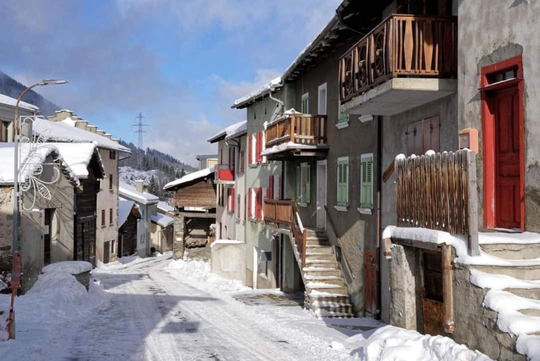 Appartement Les NIS à Bourg-Saint-Pierre Extérieur photo