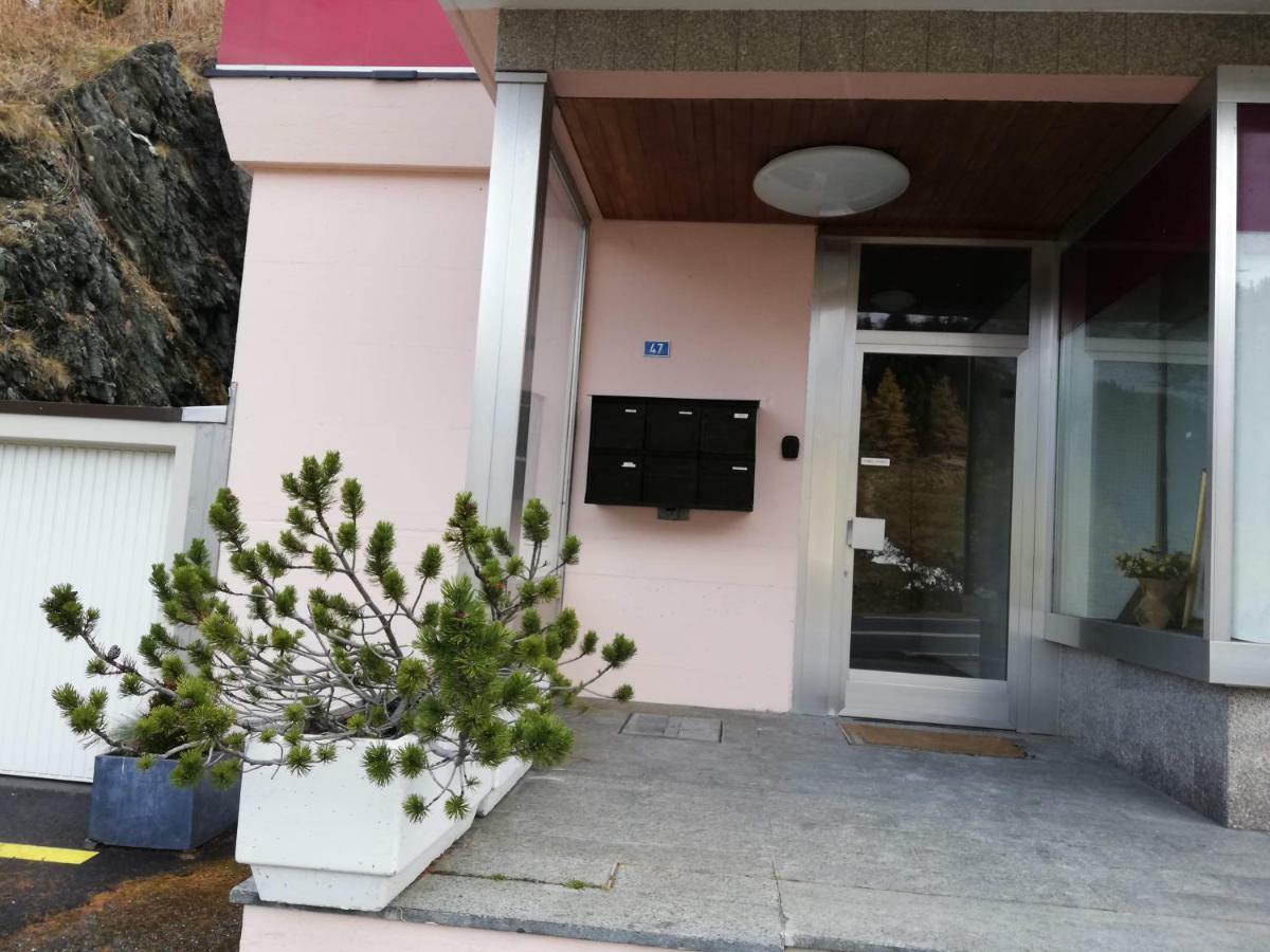 Appartement Les NIS à Bourg-Saint-Pierre Extérieur photo